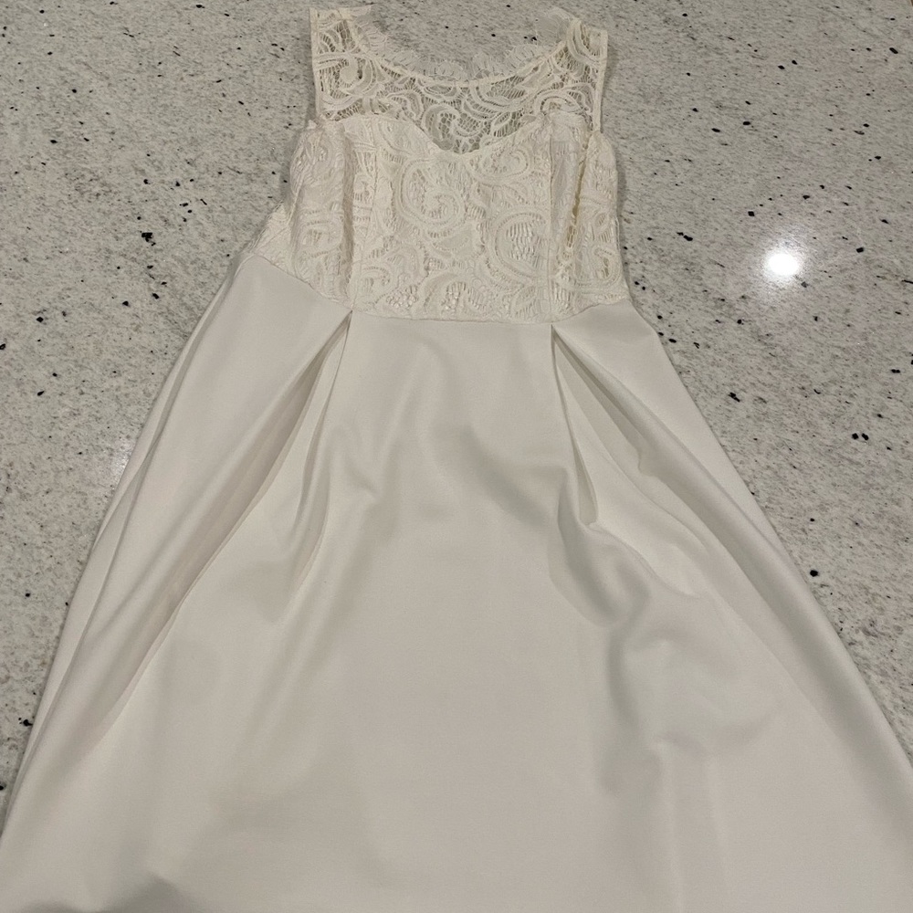 LIKE NEW FRANCESCAS SUN DRESS